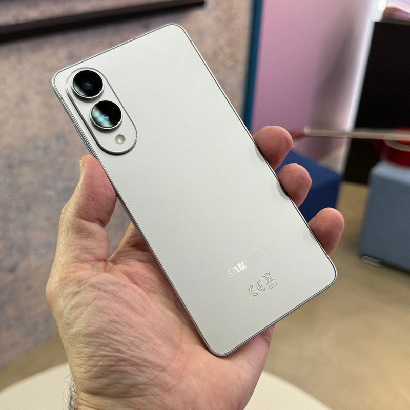گوشی موبایل سامسونگ مدل Galaxy S25 Edge دو سیم کارت ظرفیت 512 گیگابایت و رم 12 گیگابایت - ویتنام
